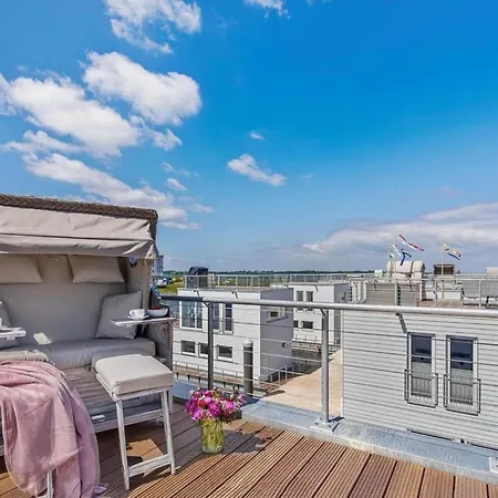 Stockholm Bådhotel 5*