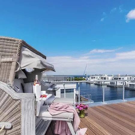 Stockholm Bådhotel 5*